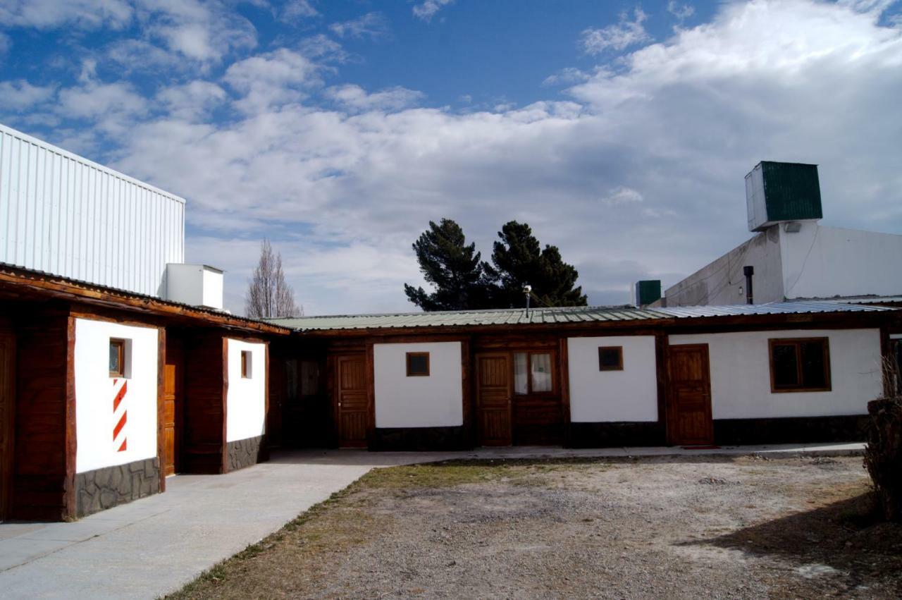 Pinito'S Hostel El Calafate Exterior foto